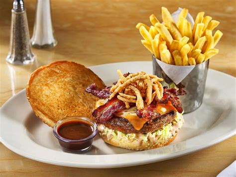 are burgers good at cheesecake factory